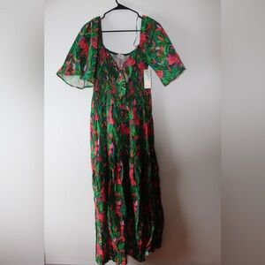 Elegant Floral Maxi Dress in Green and Red